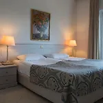 Alinn Boutique (adults Only) 호텔 4*