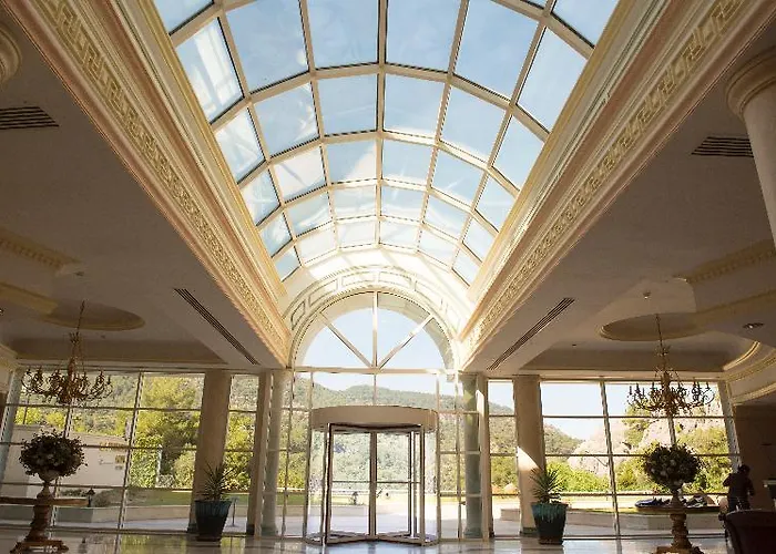 Alinn Boutique (adults Only)