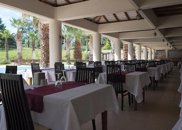 Alinn Boutique (adults Only) 4*