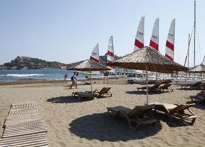 Alinn Boutique (adults Only) 4*