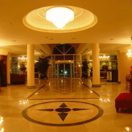 ホテル Alinn Boutique (adults Only) 4*