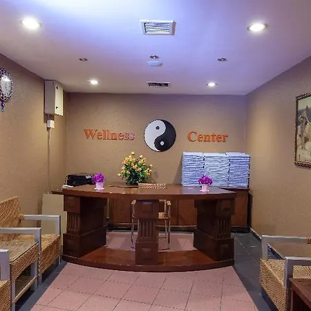 Alinn Boutique (adults Only)